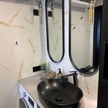 Black In Palangos Loftai Bright * Palanga