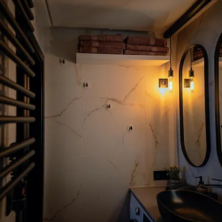 Black In Palangos Loftai Bright