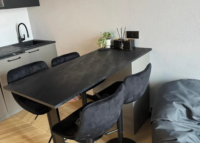 Black In Palangos Loftai Bright * Palanga