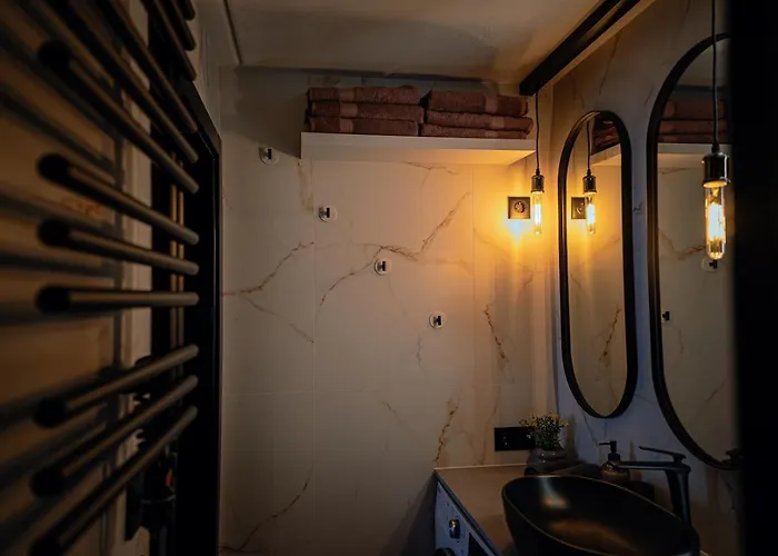 Black In Palangos Loftai Bright